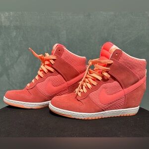 Nike Dunk Sky Hi Size 8